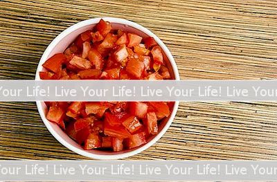 Slik Bruker Du En Matprosessor For Terninger Med Tomater