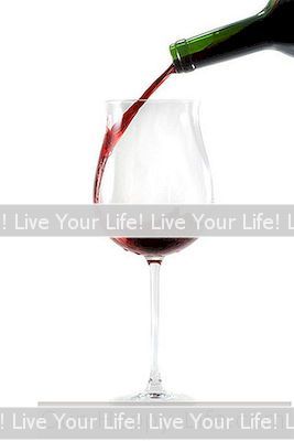 Làm Thế Nào Để Kết Hợp Một Loại Rượu Vang Ý Với Scallopini Của Bạn
