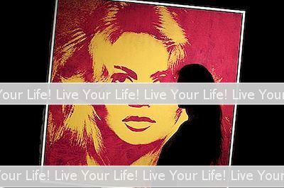 Brigitte Bardot Patlamalarını Nasıl Keser