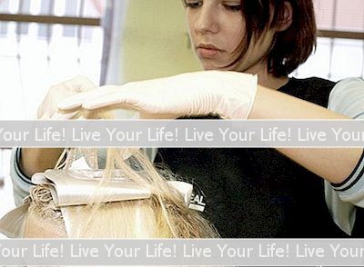 Cara Membuat Pewarna Rambut Buatan Sendiri Menggunakan Peroksida