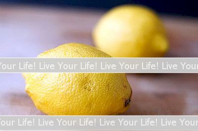 Bagaimana Untuk Meletakkan Jus Lemon Di Wajah Saya Bermalam