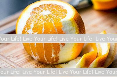オレンジピールからエッセンシャルオイルを作る方法